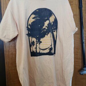 Del Sol Color-Changing Palm Tree Hammock Graphic Tee – XL